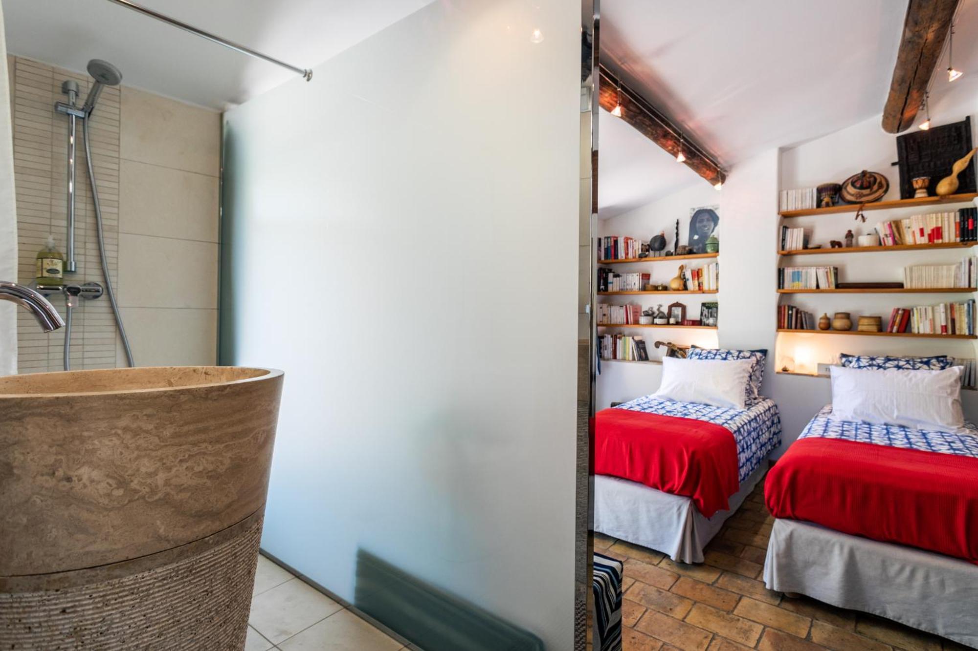 Chambres D'Hotes Domaine Des Machottes Grans Exterior photo